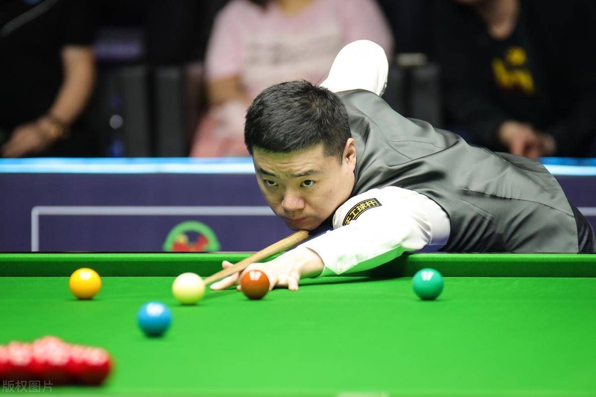 9体育-包含【丁俊晖】夺冠后揭秘:比赛中的攻守平衡秘诀的词条