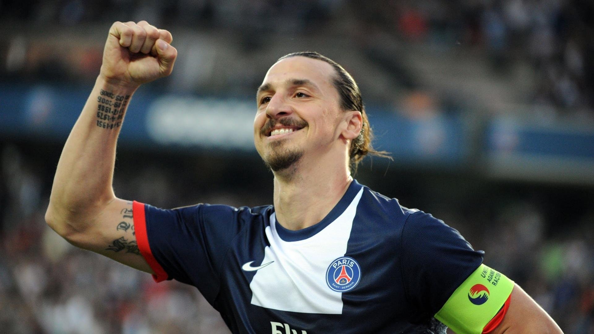 JiuyouAPP下载-梅西助攻超百，巴黎持续领跑法甲，法甲大巴黎梅西